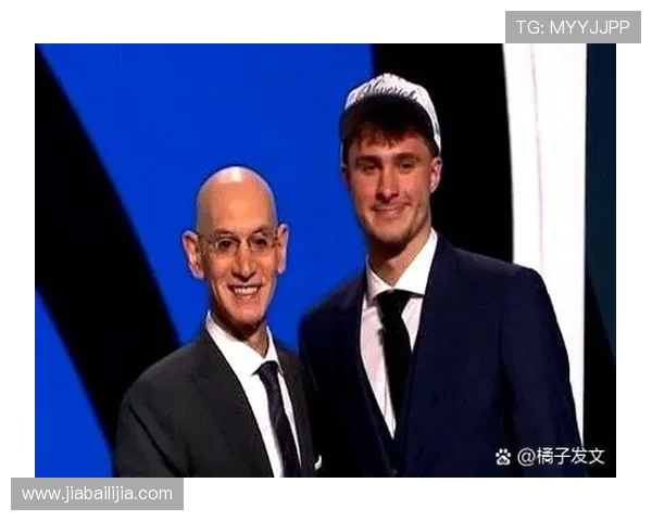 基德对弗拉格的年龄产生疑问认为其场上场下表现极为成熟 基德对弗拉格的年龄产生疑问认为其场上场下表现极为成熟