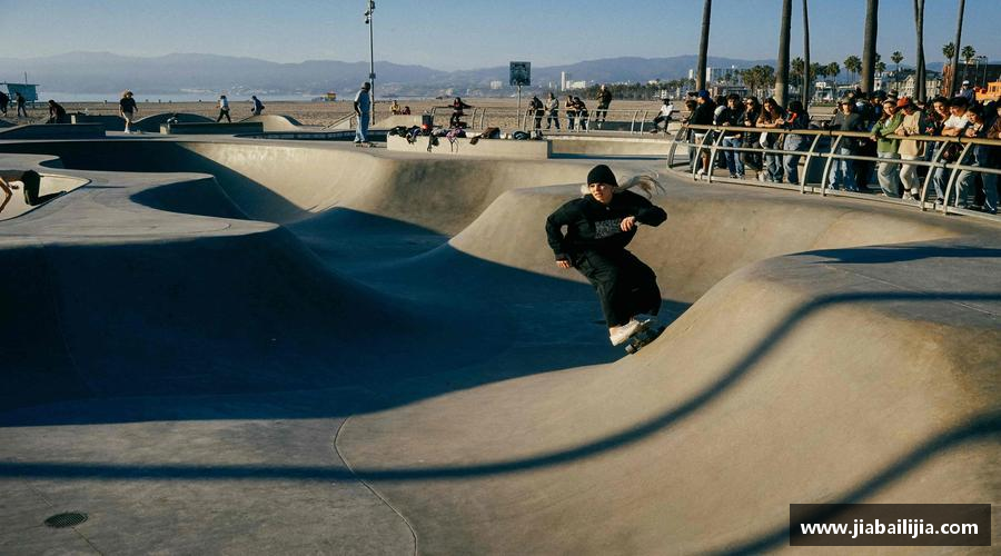 k1体育十年品牌值得信赖团结奋进，共赢未来！